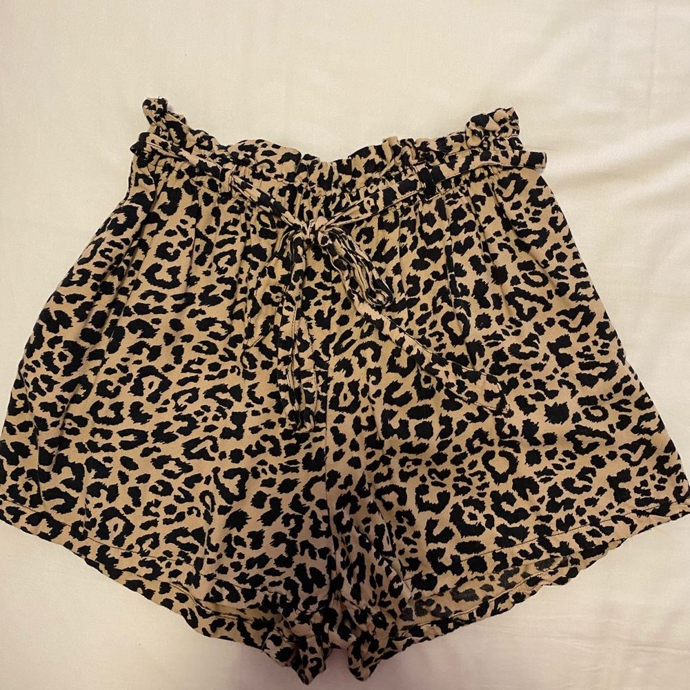 Hollister ultra night waist paper bag shorts